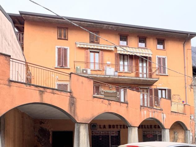 appartamento in vendita a Rogno