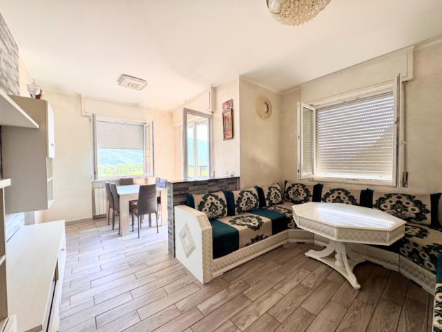 appartamento in vendita a Rogno