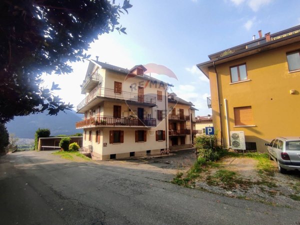 appartamento in vendita a Rogno