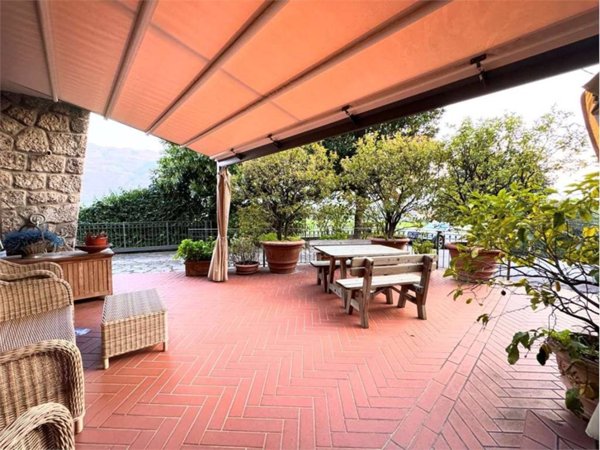 appartamento in vendita a Rogno