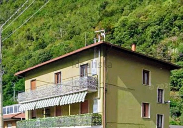 appartamento in vendita a Rogno