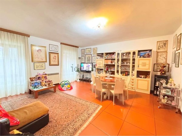 appartamento in vendita a Rogno