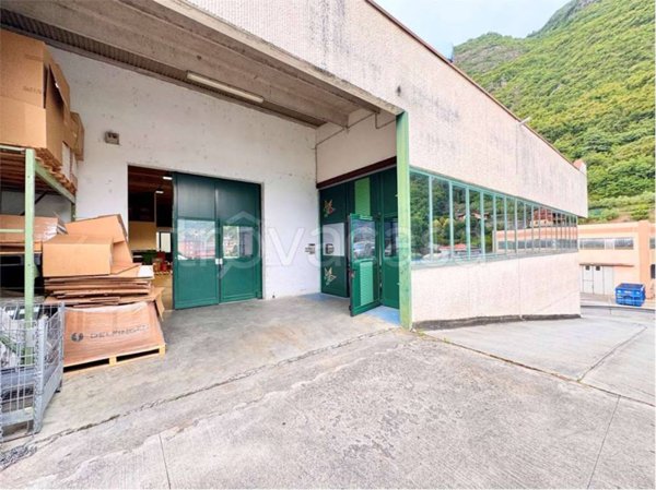 ufficio in vendita a Rogno