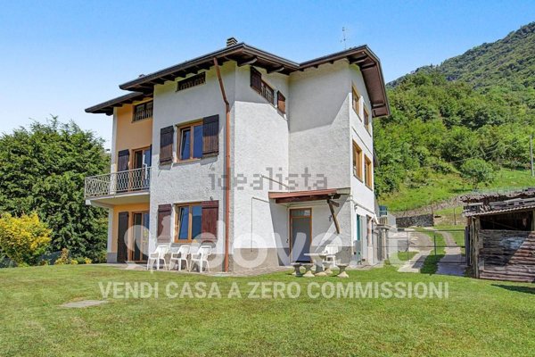 casa indipendente in vendita a Rogno in zona San Vigilio e RONDINERA