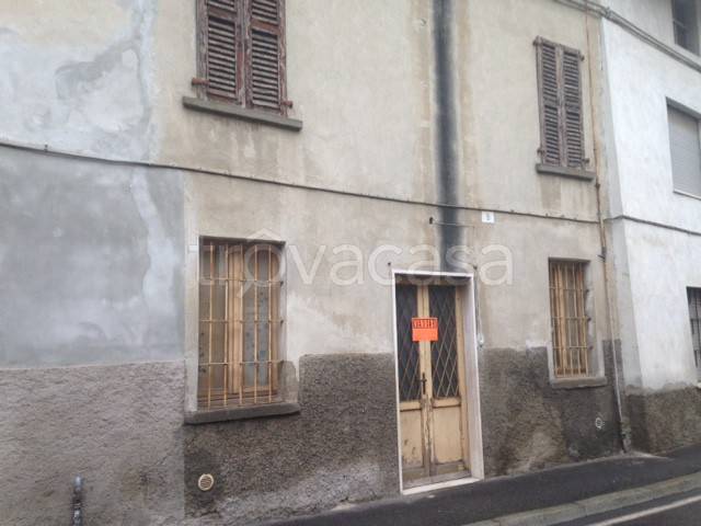 casa indipendente in vendita a Romano di Lombardia