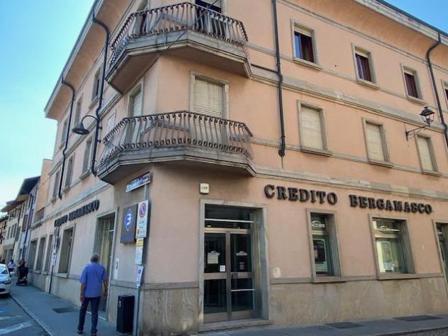 ufficio in vendita a Romano di Lombardia