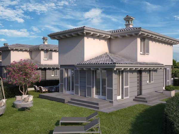 casa indipendente in vendita a Romano di Lombardia