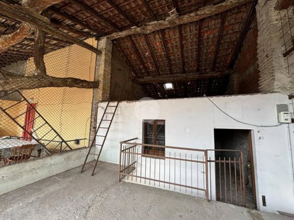 casa indipendente in vendita a Romano di Lombardia