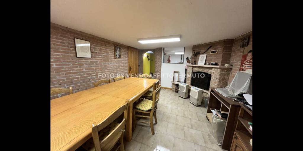 casa indipendente in vendita a Romano di Lombardia