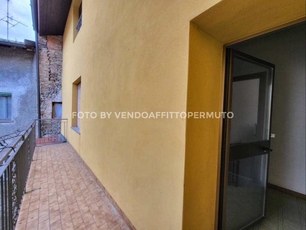 casa indipendente in vendita a Romano di Lombardia