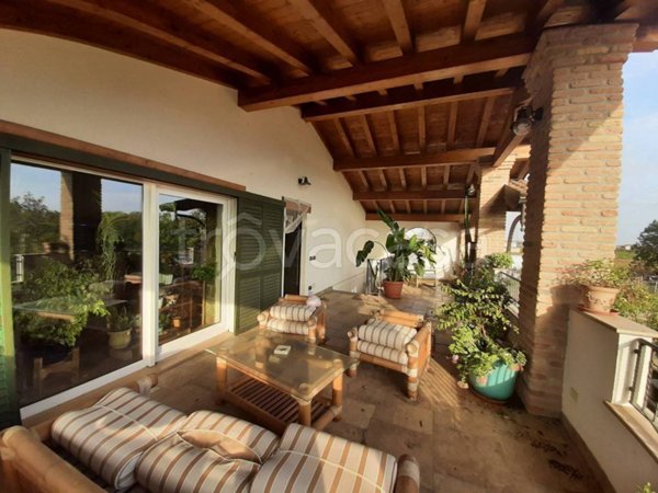 casa indipendente in vendita a Romano di Lombardia