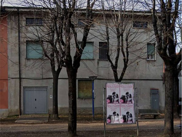 intera palazzina in vendita a Romano di Lombardia