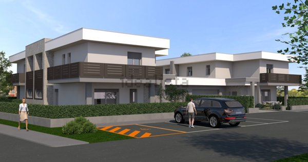 casa indipendente in vendita a Romano di Lombardia
