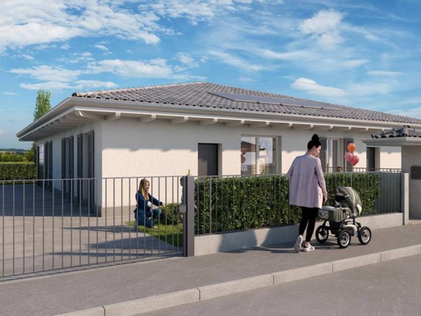 casa indipendente in vendita a Romano di Lombardia