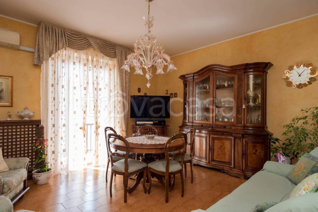 appartamento in vendita a Romano di Lombardia