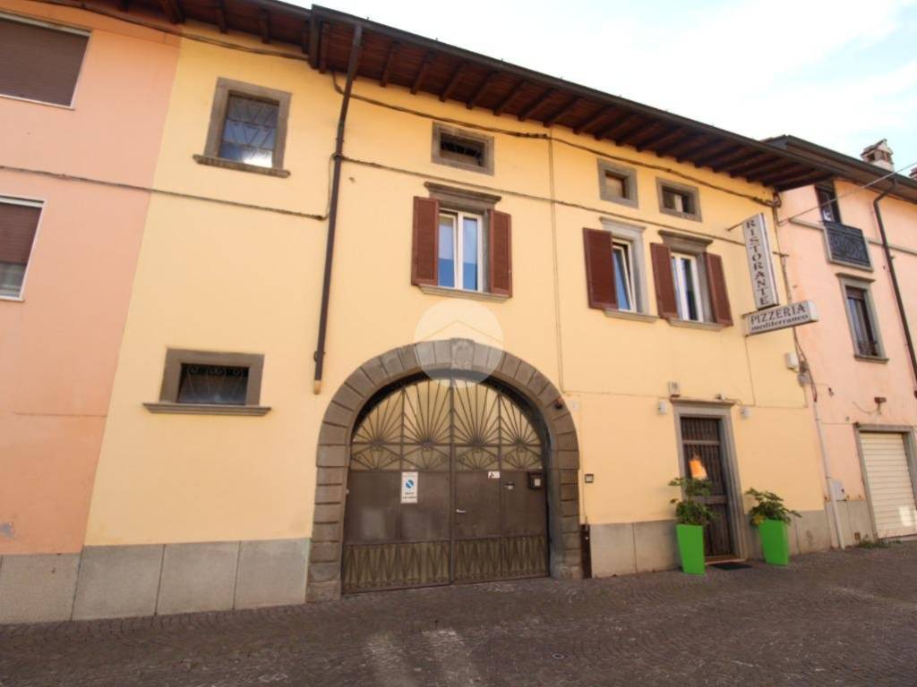 casa indipendente in vendita a Romano di Lombardia