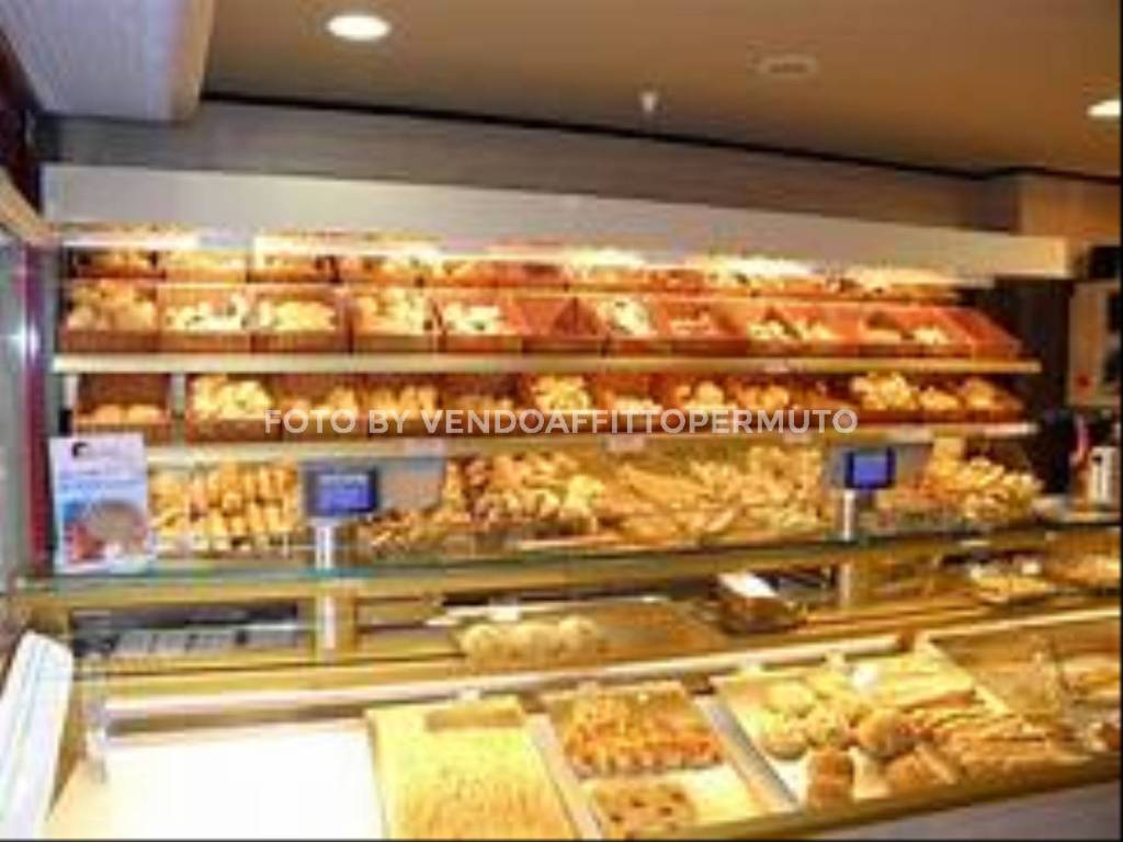 negozio in vendita a Romano di Lombardia