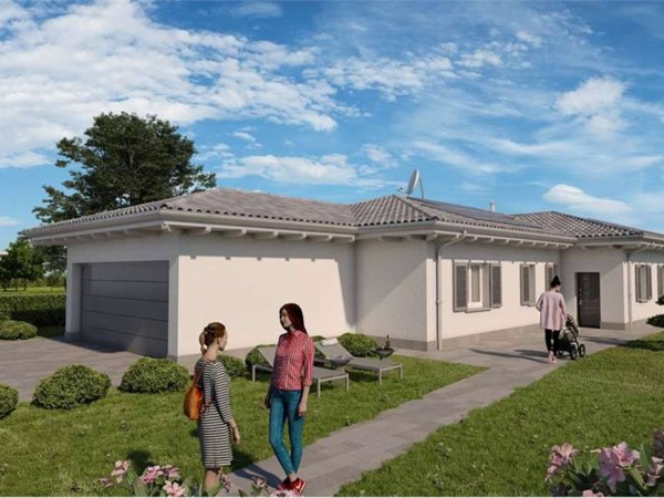casa indipendente in vendita a Romano di Lombardia