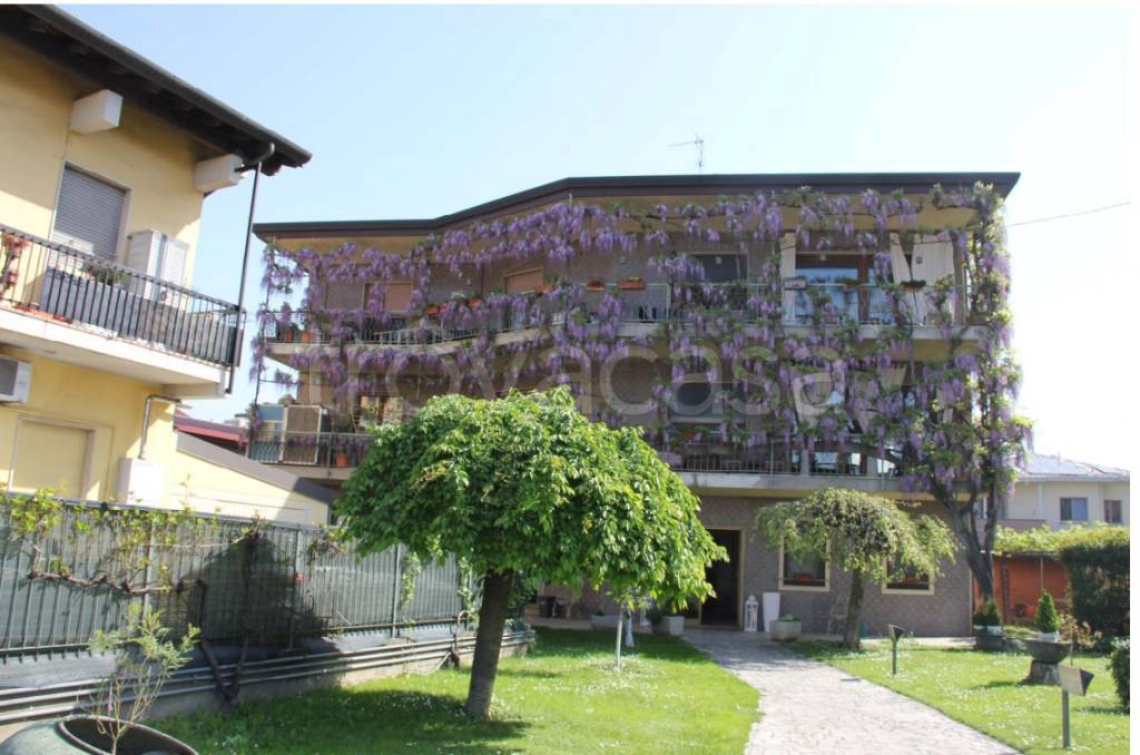 appartamento in vendita a Romano di Lombardia
