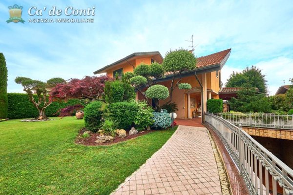 casa indipendente in vendita a Romano di Lombardia