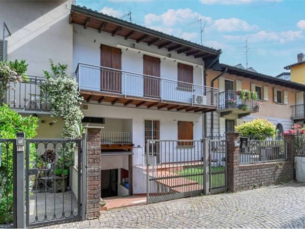 casa indipendente in vendita a Romano di Lombardia