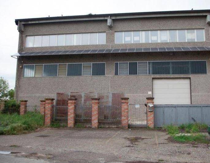 loft in vendita a Romano di Lombardia in zona Cappuccini