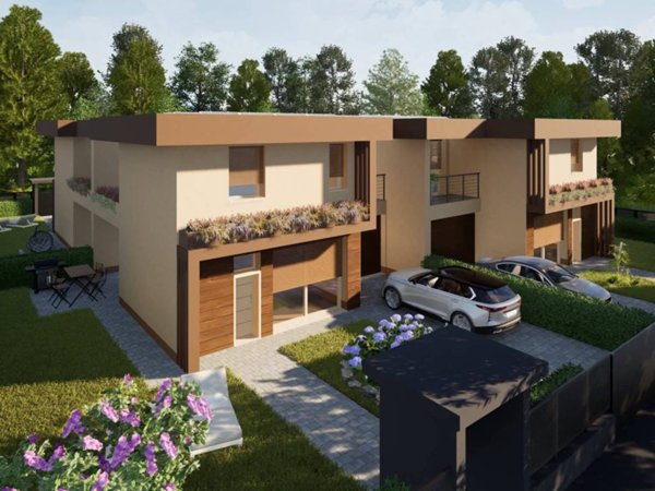 casa indipendente in vendita a Romano di Lombardia