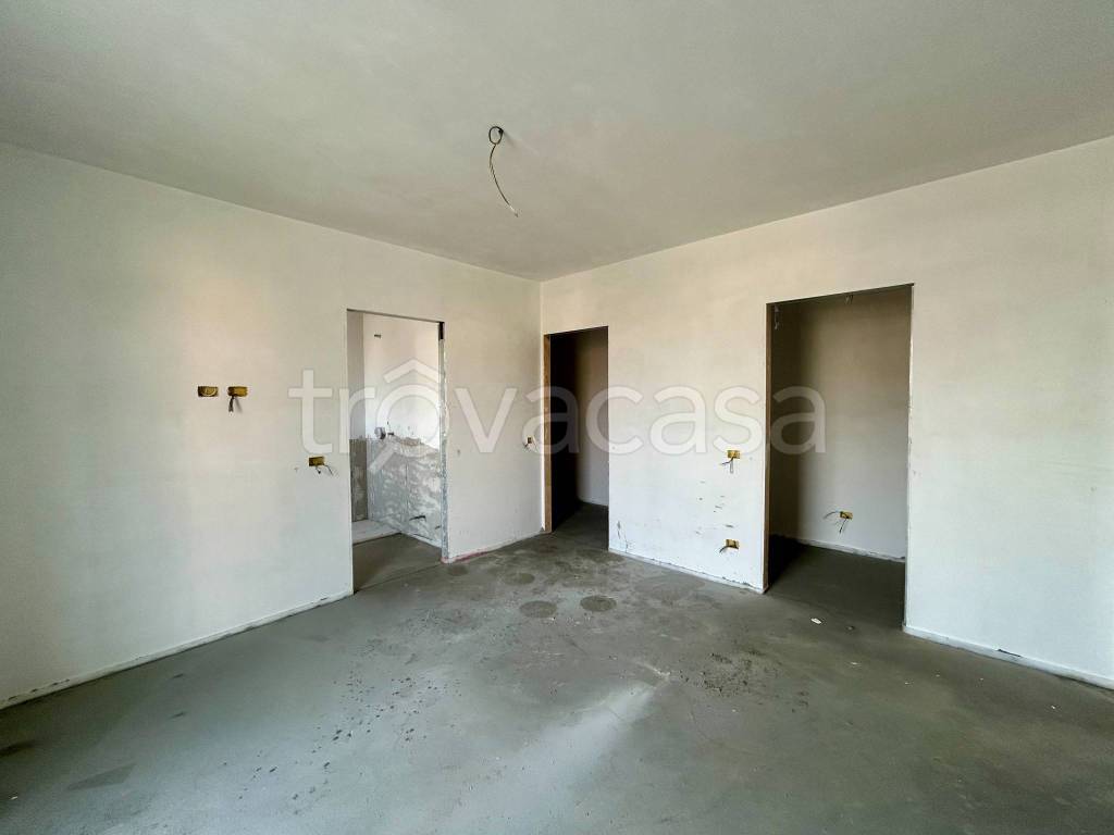 casa indipendente in vendita a Romano di Lombardia