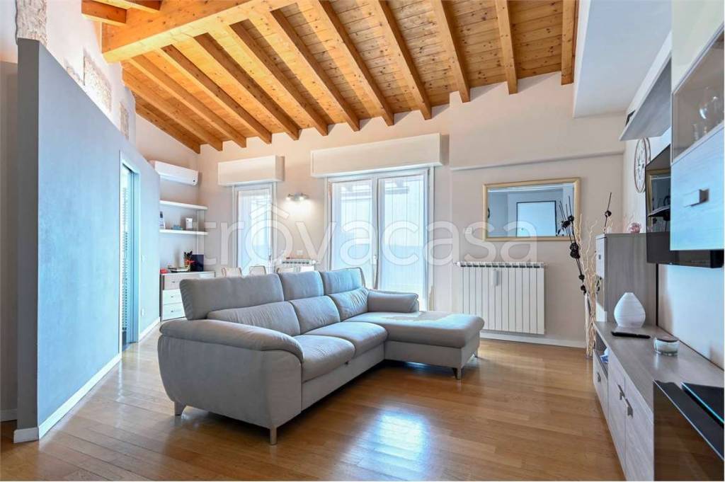 appartamento in vendita a Romano di Lombardia