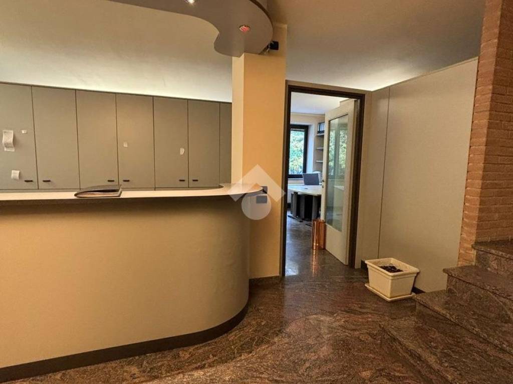 ufficio in vendita a Romano di Lombardia