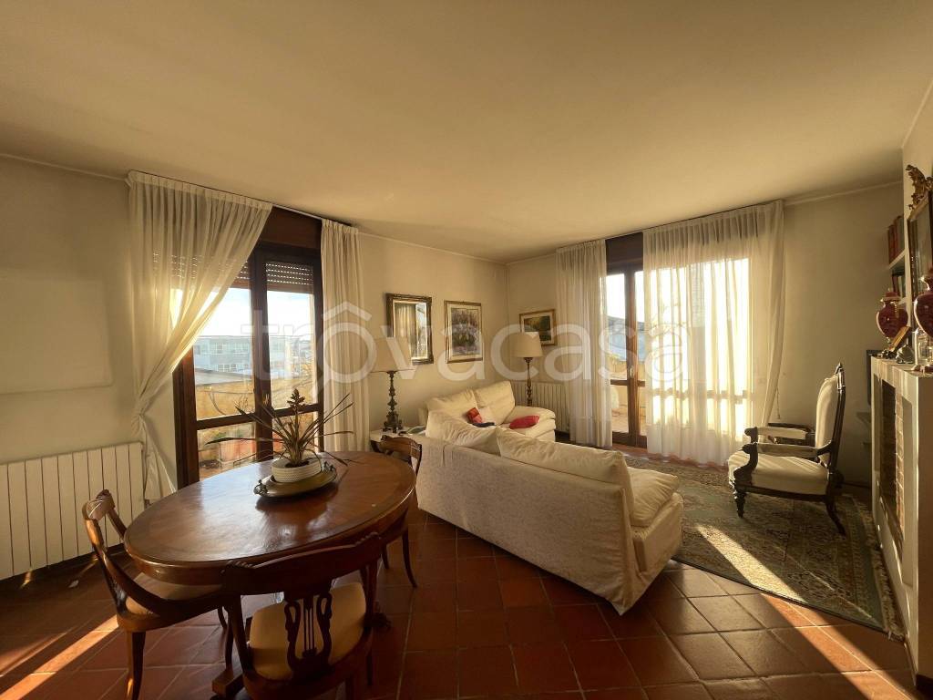 appartamento in vendita a Romano di Lombardia