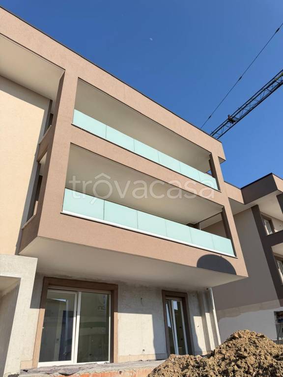 appartamento in vendita a Romano di Lombardia in zona Cappuccini
