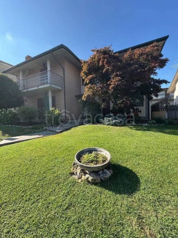 appartamento in vendita a Romano di Lombardia