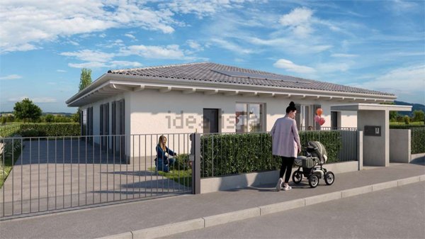 casa indipendente in vendita a Romano di Lombardia