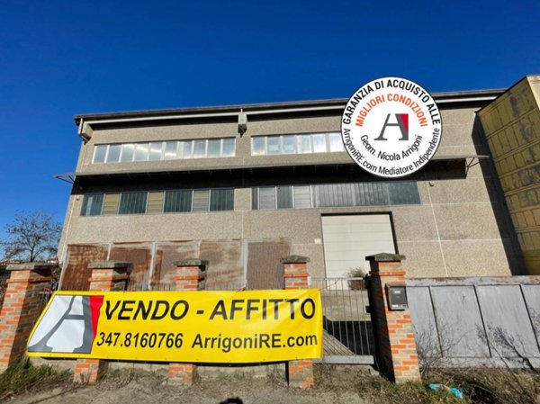 locale commerciale in vendita a Romano di Lombardia in zona Cappuccini