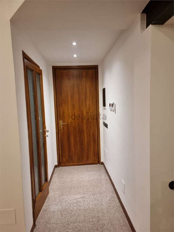 negozio in vendita a Romano di Lombardia