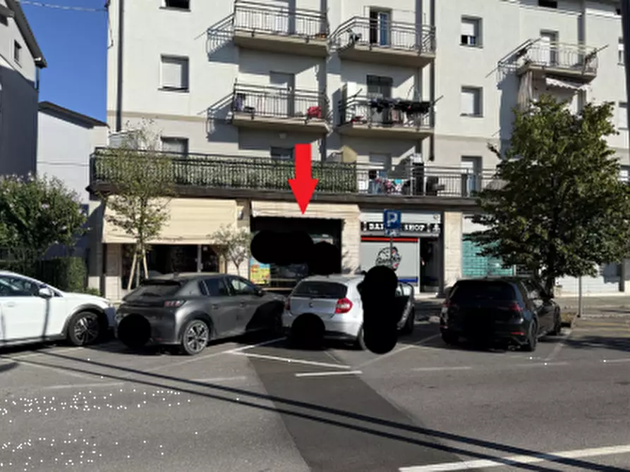 negozio in vendita a Romano di Lombardia