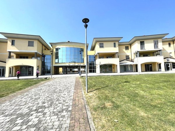 ufficio in vendita a Romano di Lombardia