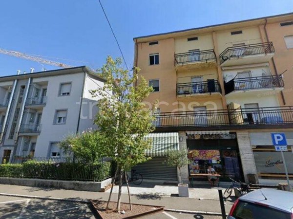 negozio in vendita a Romano di Lombardia