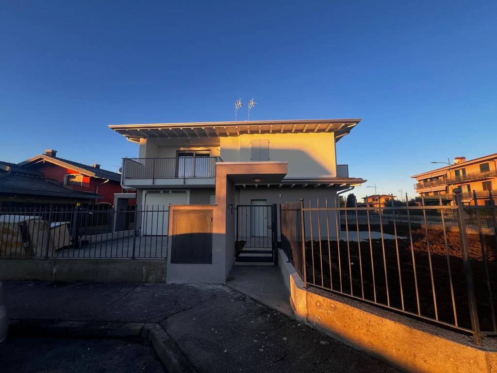 appartamento in vendita a Romano di Lombardia