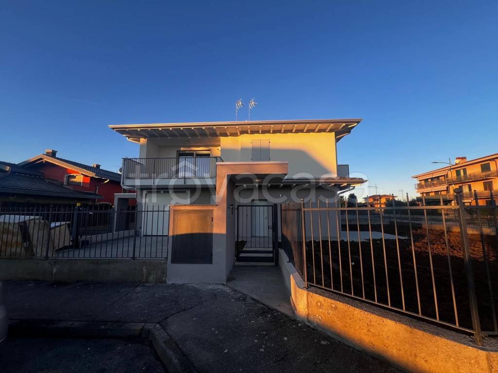 appartamento in vendita a Romano di Lombardia