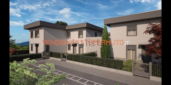 casa indipendente in vendita a Romano di Lombardia