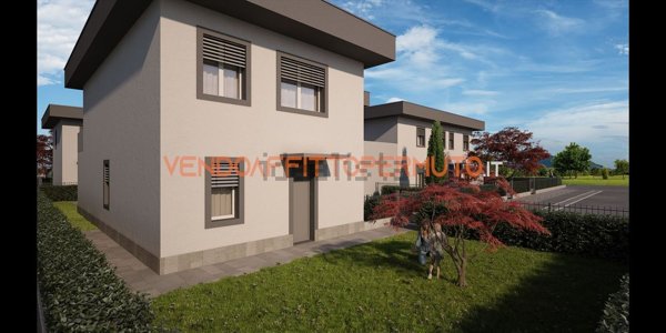 casa indipendente in vendita a Romano di Lombardia