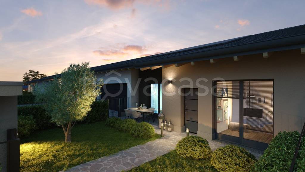 casa indipendente in vendita a Romano di Lombardia