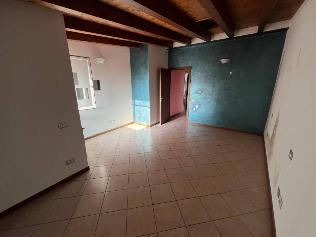 appartamento in vendita a Romano di Lombardia