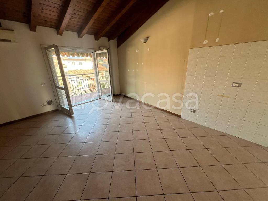 appartamento in vendita a Romano di Lombardia