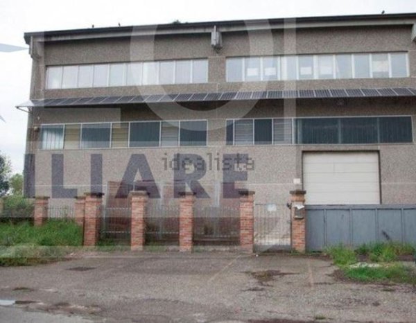 loft in vendita a Romano di Lombardia in zona Cappuccini