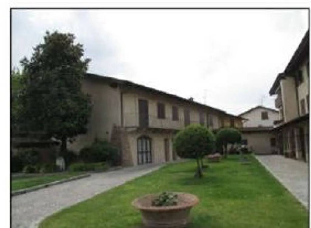 appartamento in vendita a Romano di Lombardia in zona Pascolo