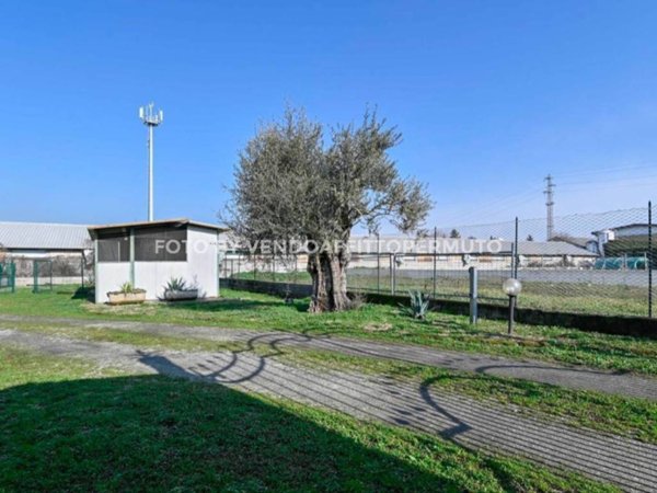 terreno agricolo in vendita a Romano di Lombardia