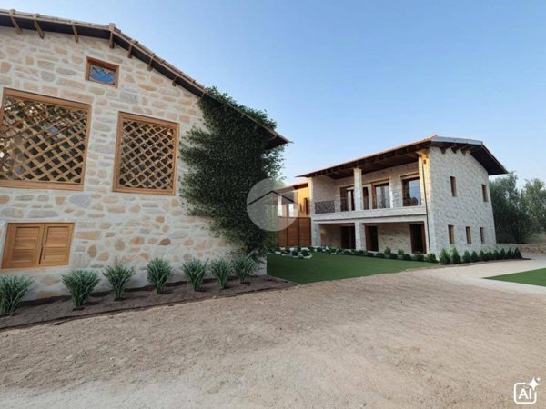 casa indipendente in vendita a Romano di Lombardia